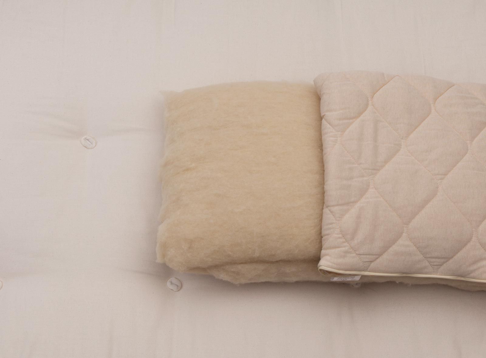 Merino BETTEN Schurwolle Füllwatte 1kg – 100% Natur, Formbeständig & Waschbar Für Kissen & Plüschtiere